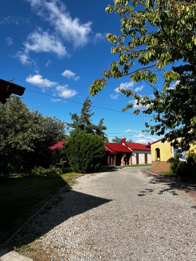 Agroturystyka Nielisz Zamosc - Kwatery Przy Skansenie Exteriér fotografie